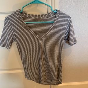 Women's Lululemon Grey Striped Athletic Top